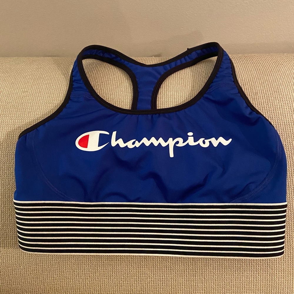 Champion sports bra.. size Large